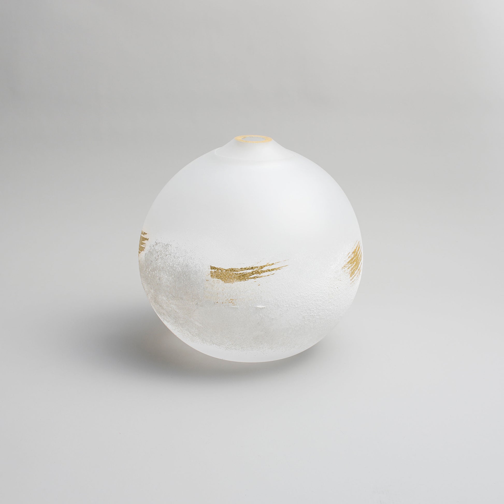 Cloud – Handblown Frosted Glass Vase - Image 1